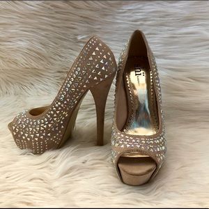 Shi jeweled nude heels size 6.5
